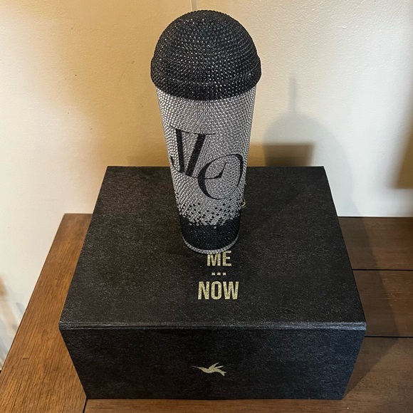 Jennifer Lopez This Is Me Now VIP Special Release CD Box T-Shirt Chain Bedazzled - Picture 3 of 11